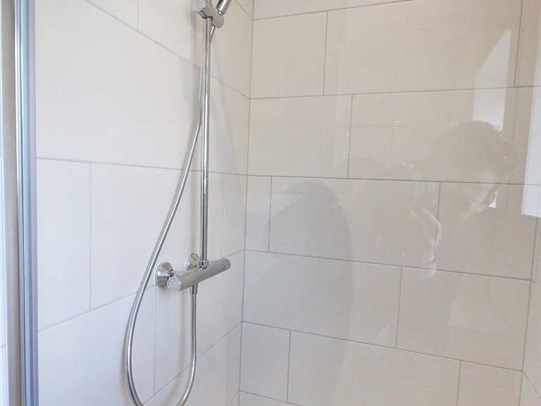 2-kamerappartement met grote gedeelde tuin - Afbeelding 8