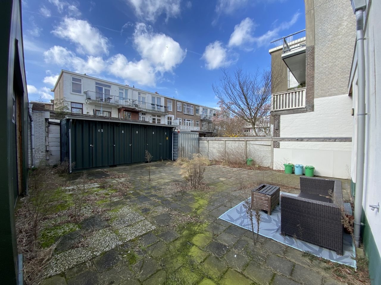 Licht benedenhuis met grote gedeelde tuin - Afbeelding 10