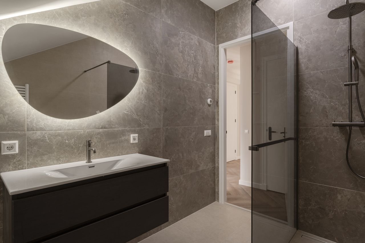 Modern living with terrace in the heart of Wassenaar - Image 28