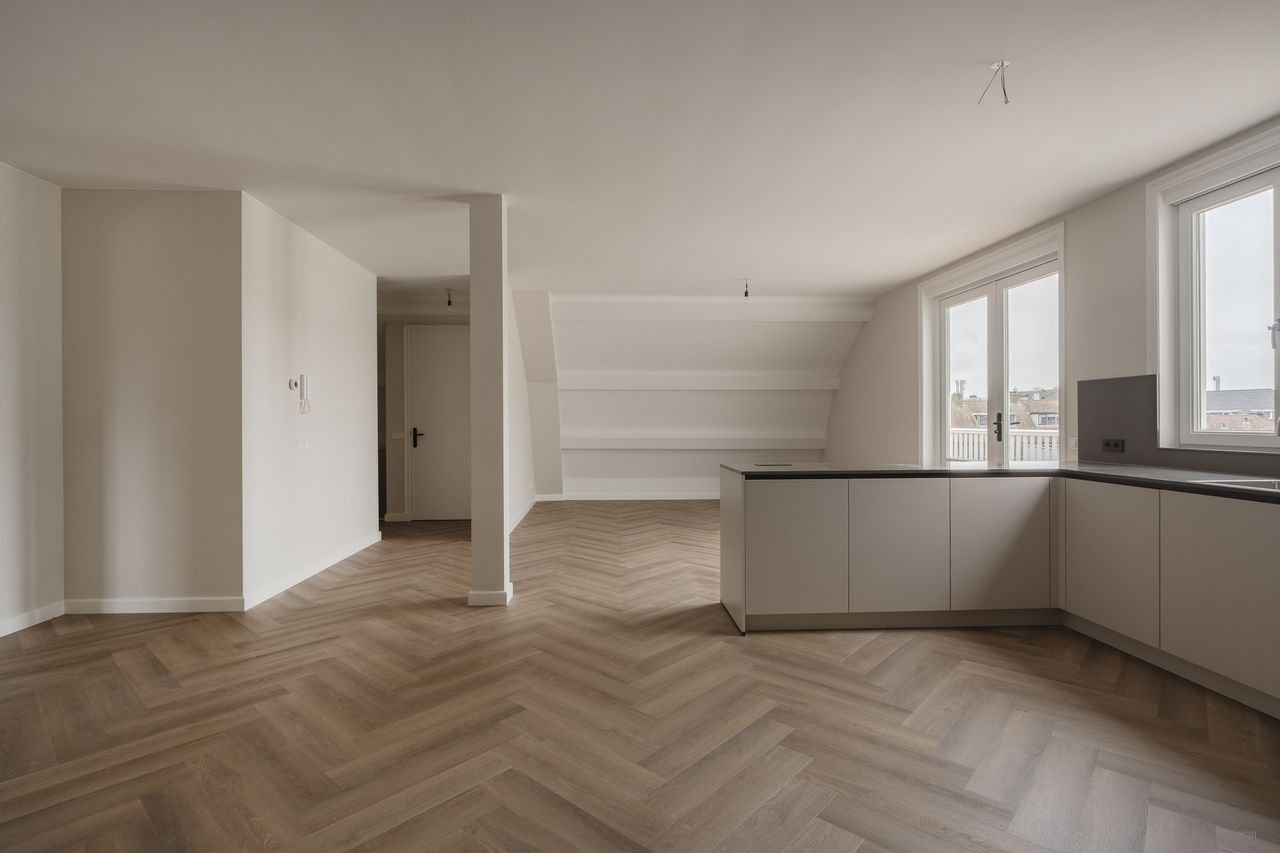 Modern living with terrace in the heart of Wassenaar - Image 8