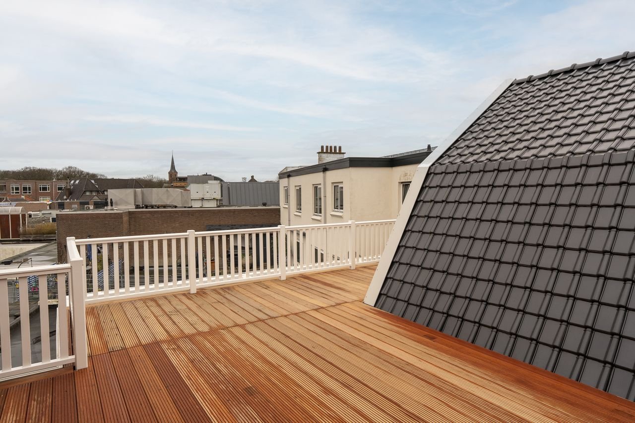 Modern living with terrace in the heart of Wassenaar - Image 16