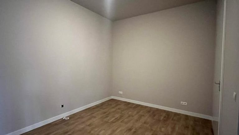 Modern studio around the corner from the Market Square - Image 6