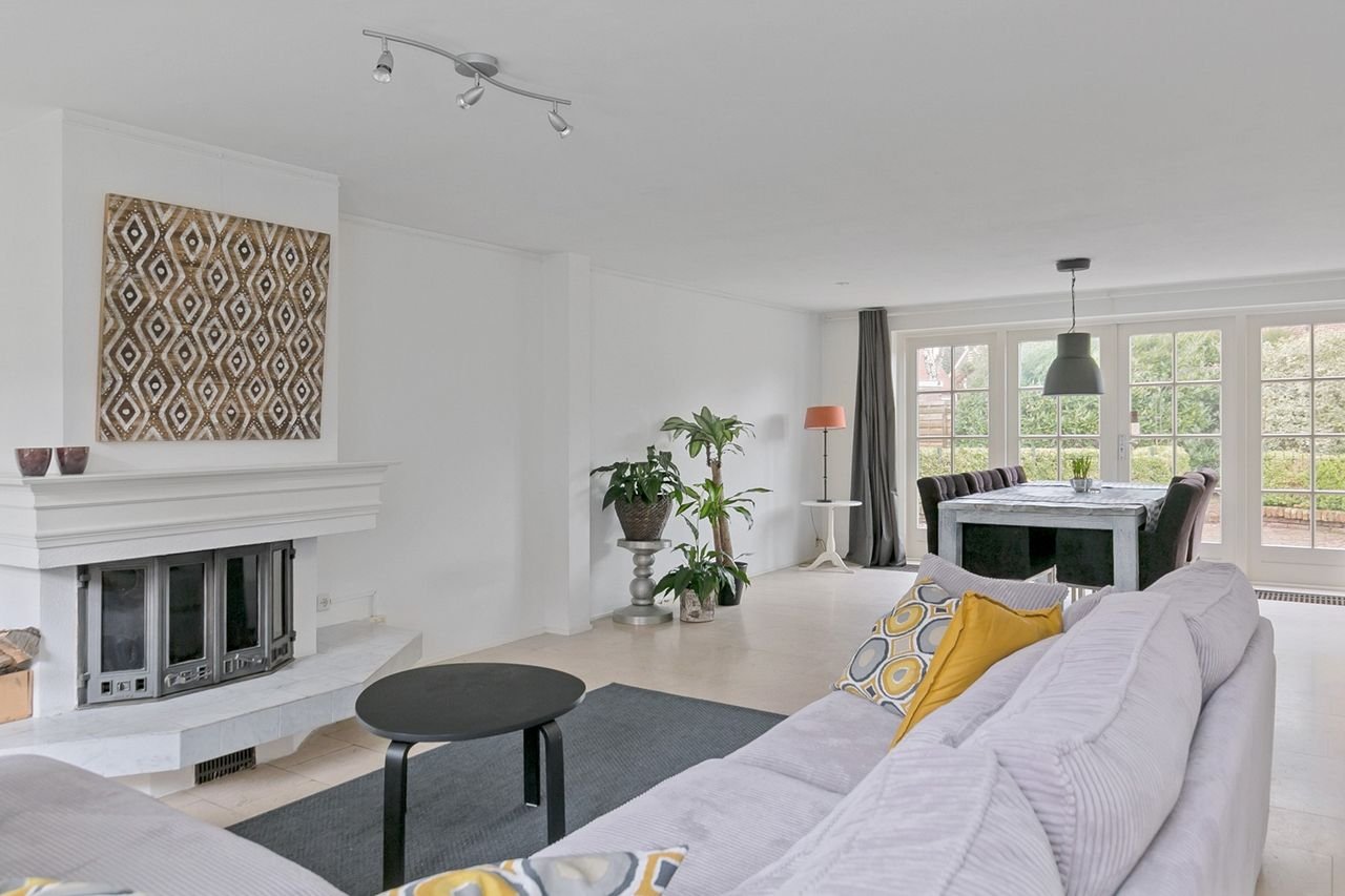 Rietgedekte woning bij centrum Laren - Afbeelding 2