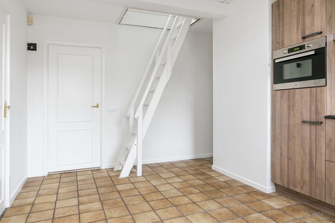 Rietgedekte woning bij centrum Laren - Afbeelding 9