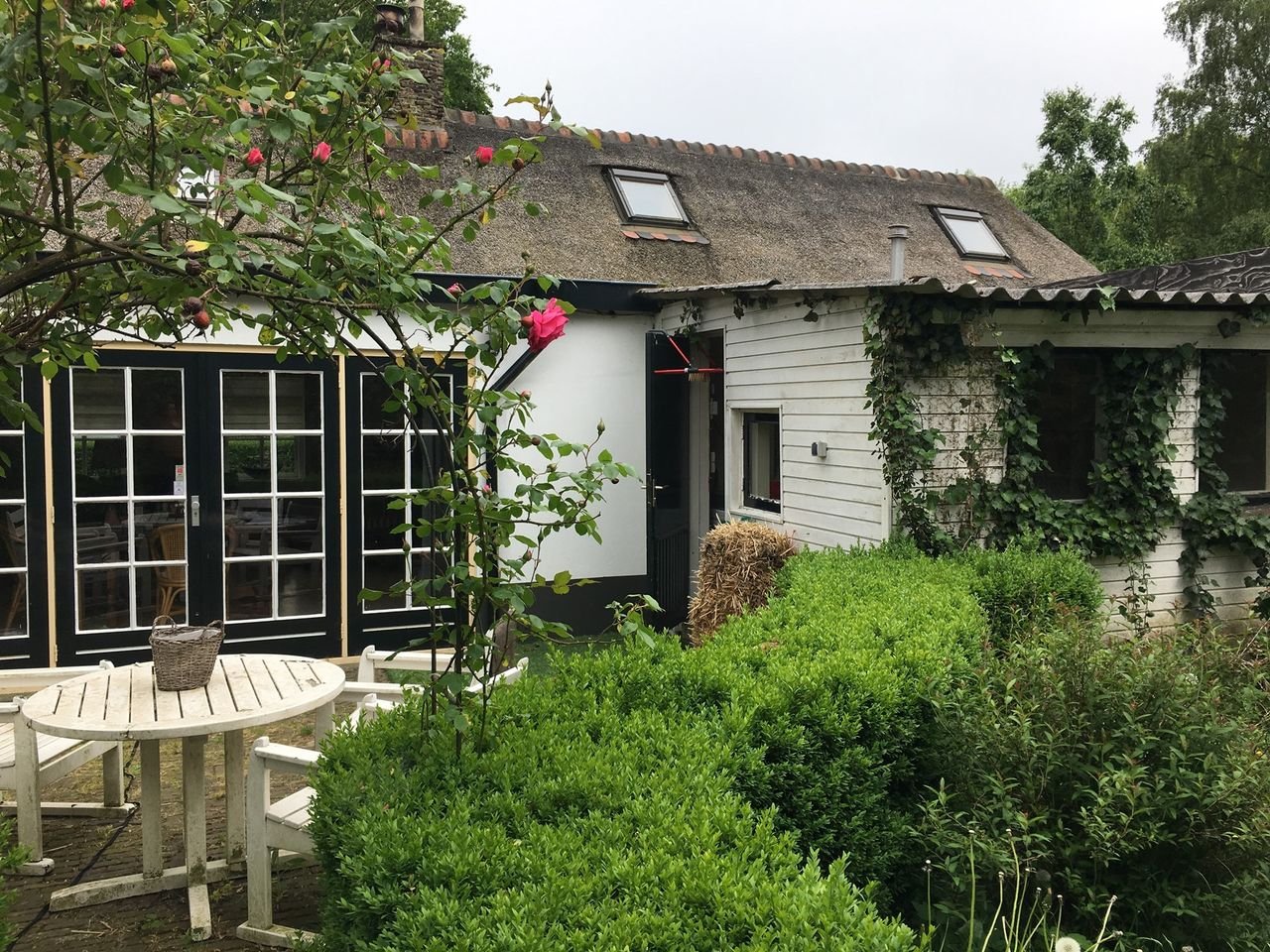 Rietgedekte woning bij centrum Laren - Afbeelding 12