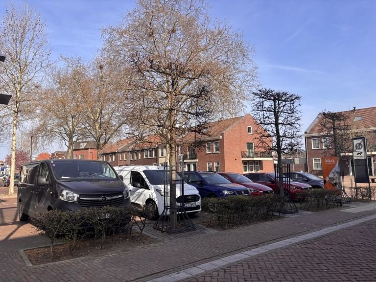Modern apartment with air conditioning in Echt - Image 18