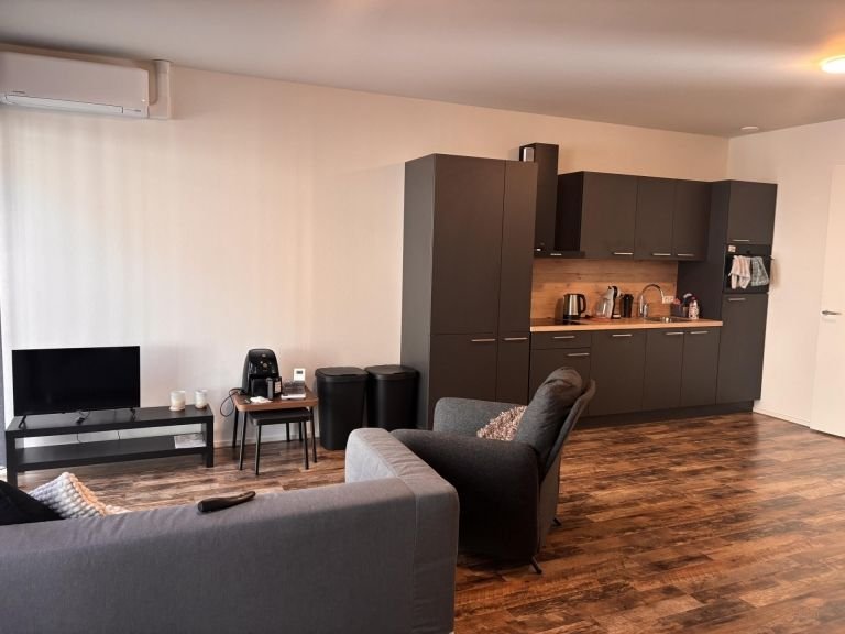 Modern apartment with air conditioning in Echt - Image 5