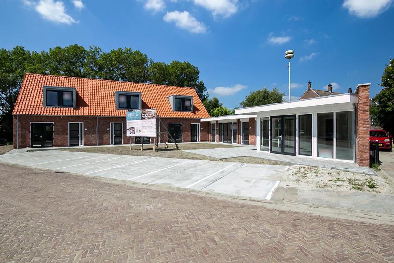 Hoekwoning met tuin en 3 slaapkamers - Afbeelding 1