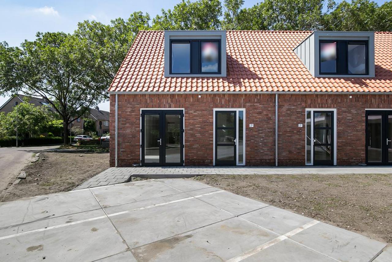 Hoekwoning met tuin en 3 slaapkamers - Afbeelding 2