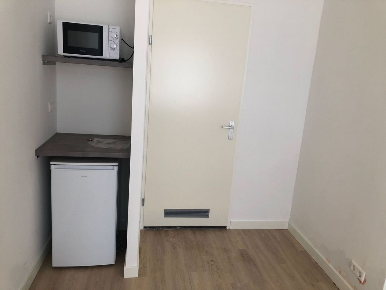 Renovated studio with garden in Tilburg - Image 2