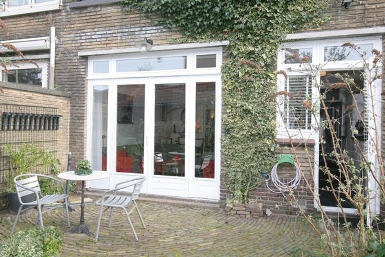 Tijdelijke benedenwoning met tuin in Bohemen - Afbeelding 16