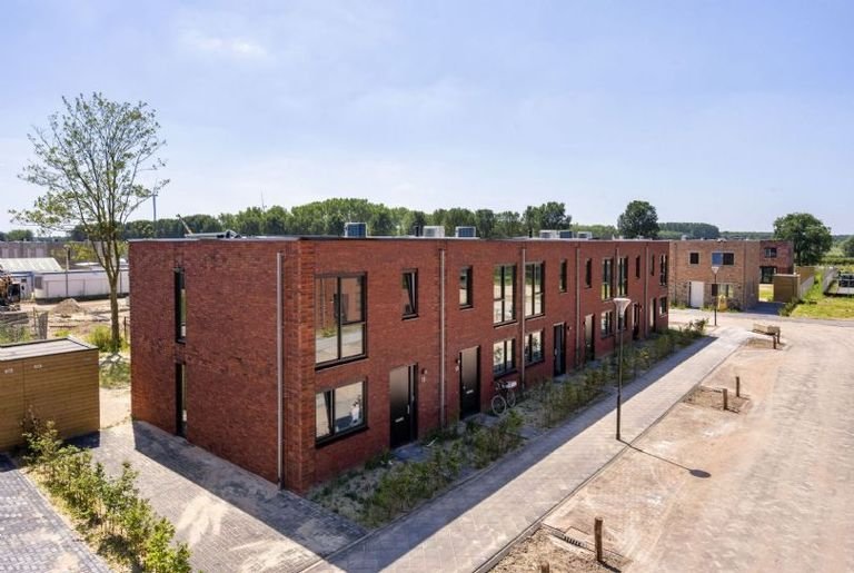 Nieuwe tussenwoning met A++++ label in Oosterwold - Afbeelding 12
