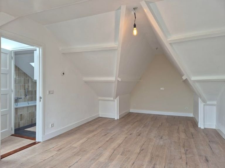 3-bedroom apartment with roof terrace - Image 9