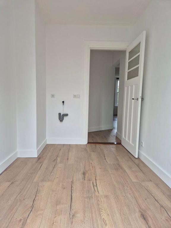 3-bedroom apartment with roof terrace - Image 7