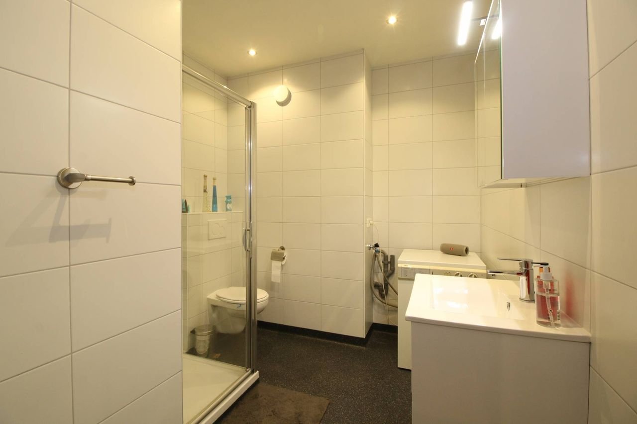 Modern driekamerappartement met dakterras - Afbeelding 11