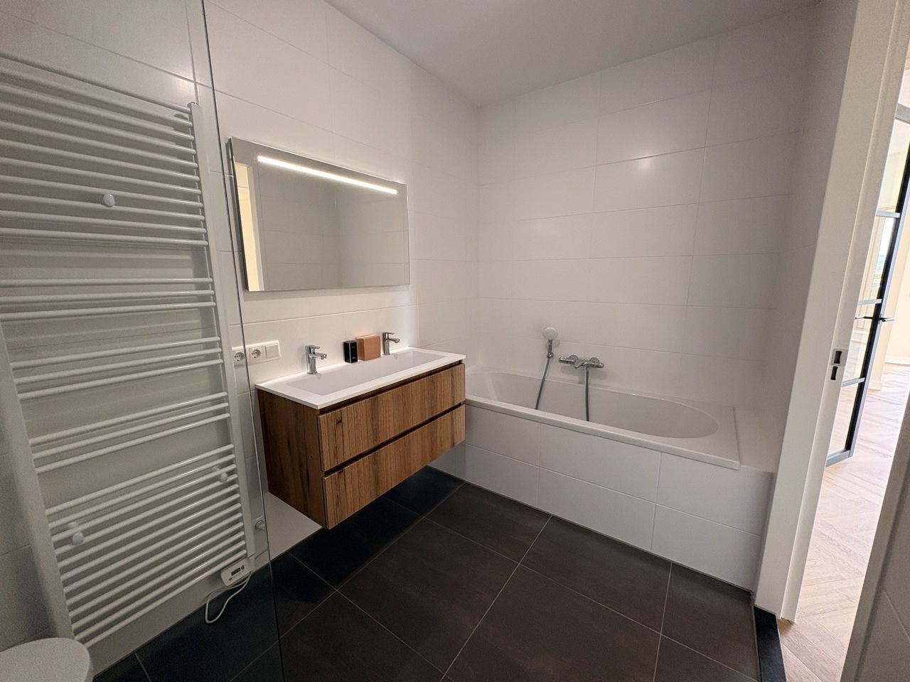 Modern apartment with A++ energy label - Image 7