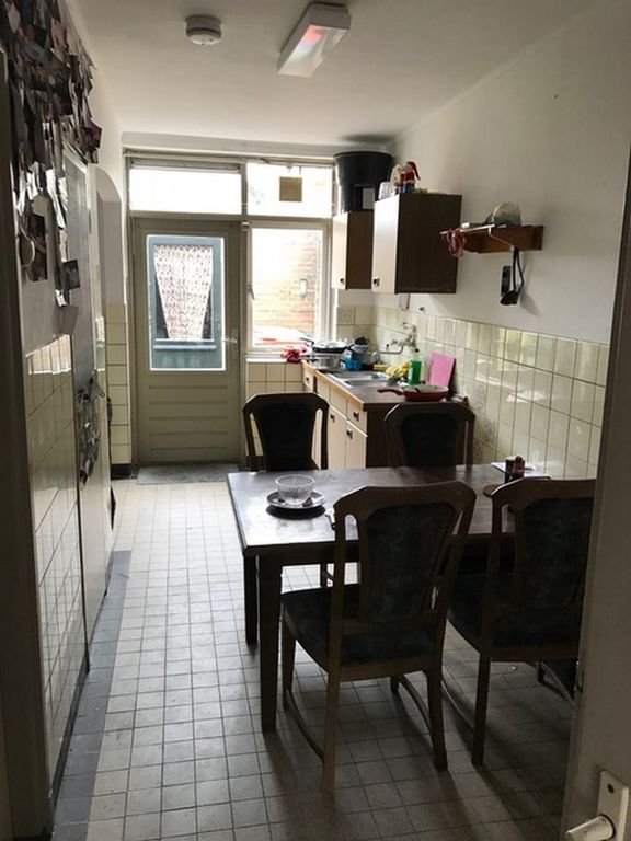 Attic room with garden in Afrikaanderbuurt - Image 13