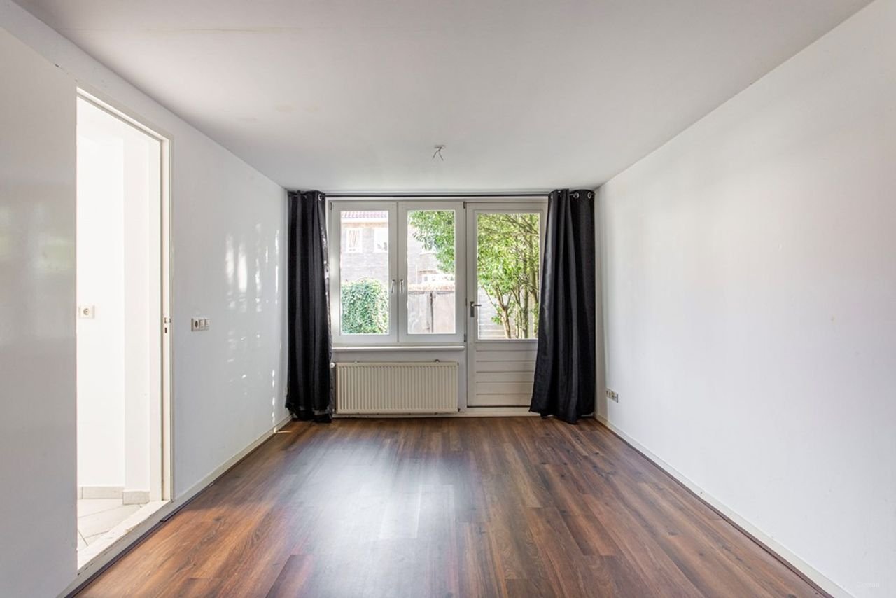 Jaren '30 benedenwoning met zonnige tuin - Afbeelding 18