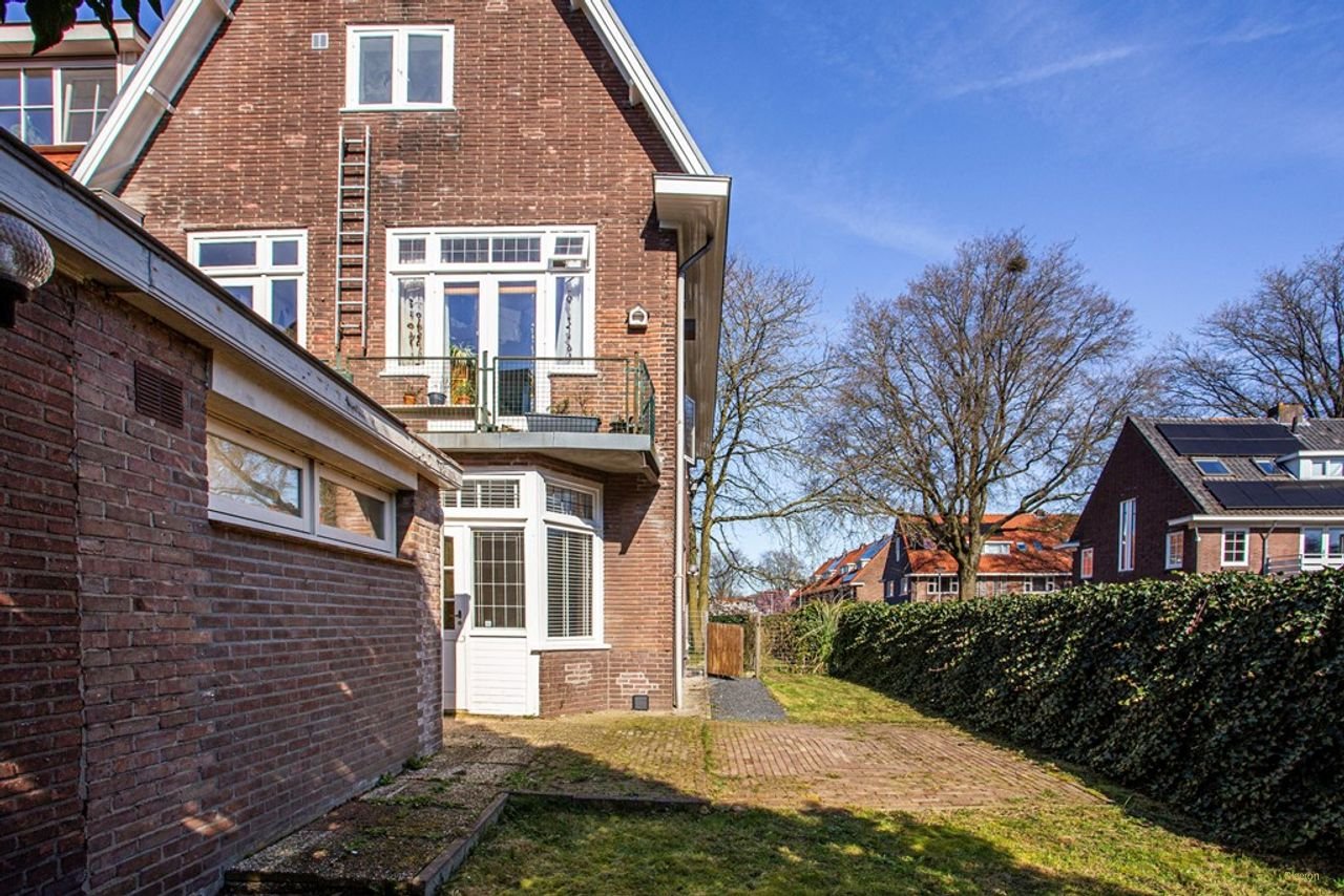 Jaren '30 benedenwoning met zonnige tuin - Afbeelding 28