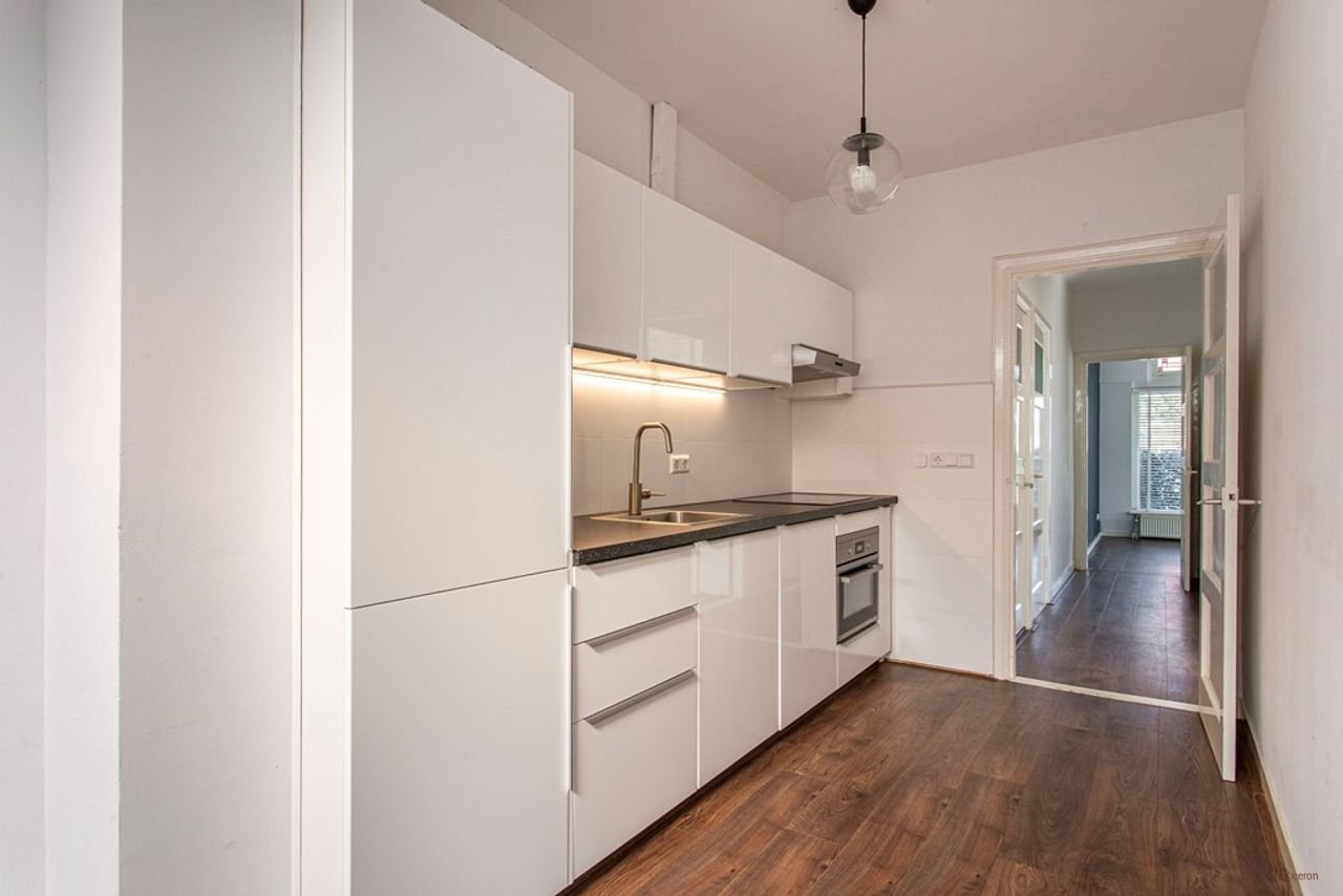 Jaren '30 benedenwoning met zonnige tuin - Afbeelding 8