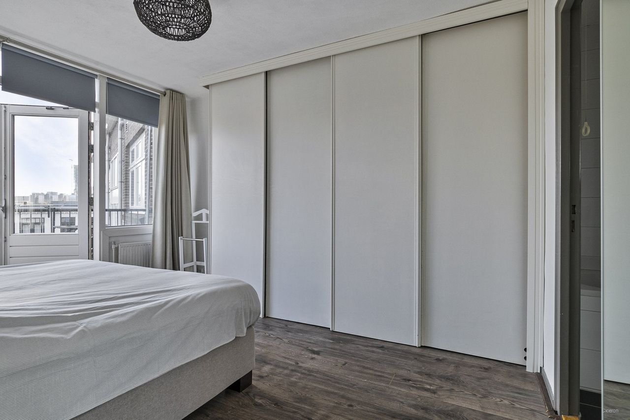 Spacious living in Blijdorp: 119 m² with balcony - Image 12