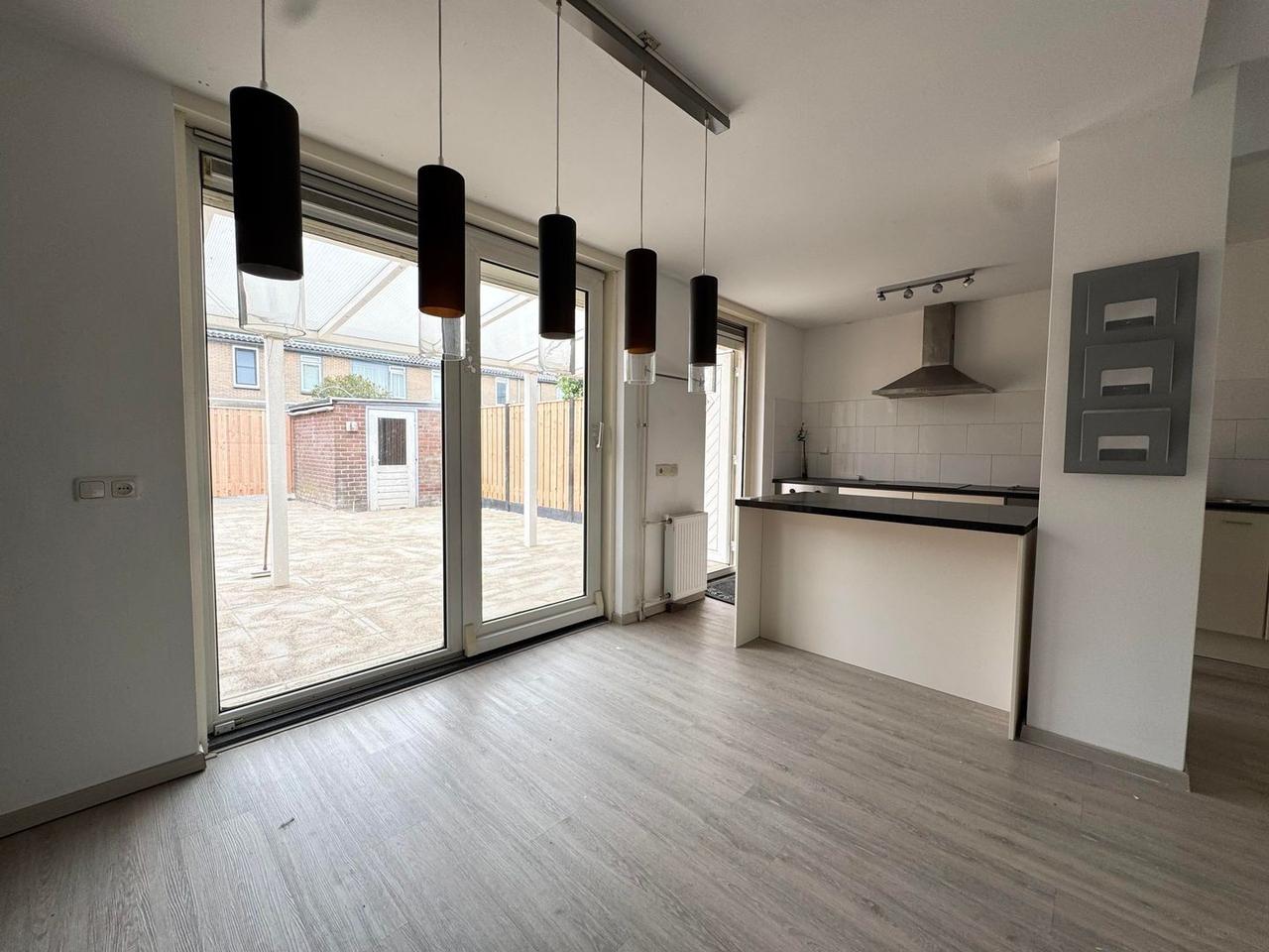 Huis met zonnige tuin in Nieuwegein - Afbeelding 5