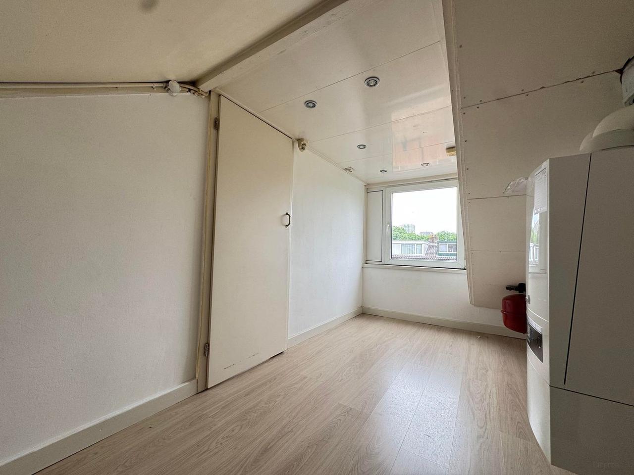 Huis met zonnige tuin in Nieuwegein - Afbeelding 15