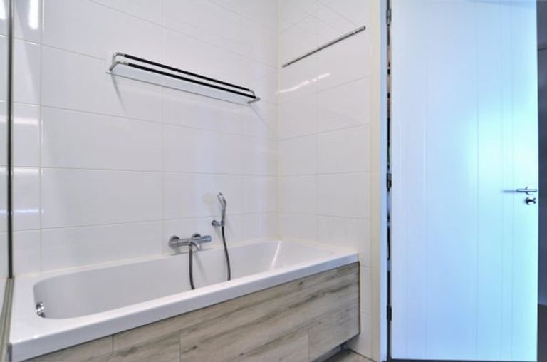 Modern appartement met twee balkons - Afbeelding 34