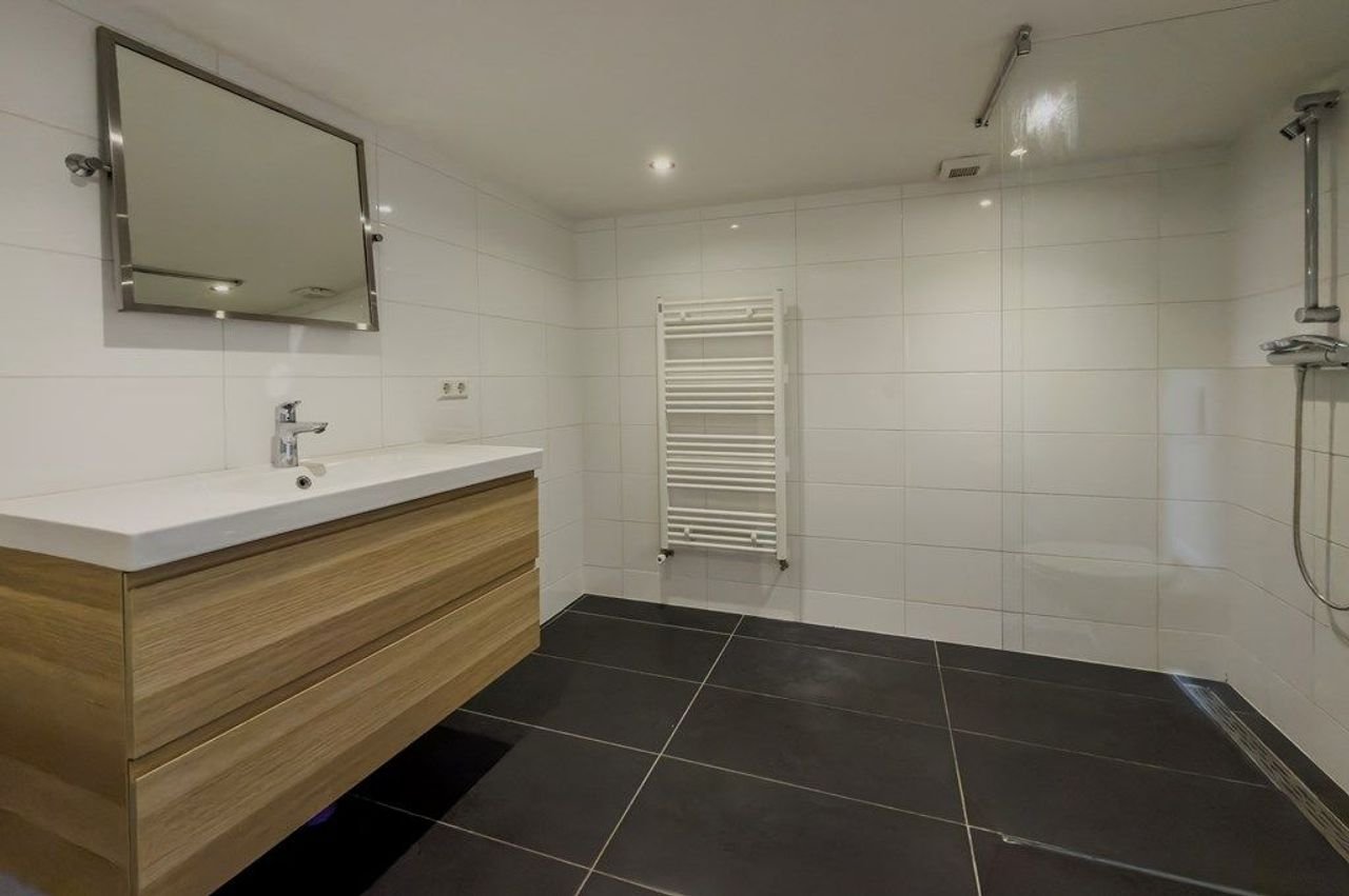 Licht 4-kamer appartement aan het Sint Jorisveld - Afbeelding 14