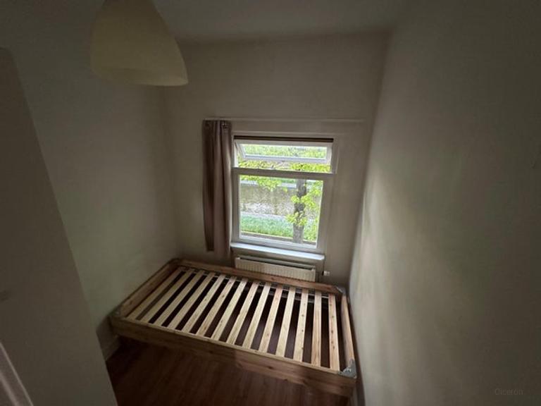 Twee kamers met zonnig balkon in Oranjebuurt - Afbeelding 3