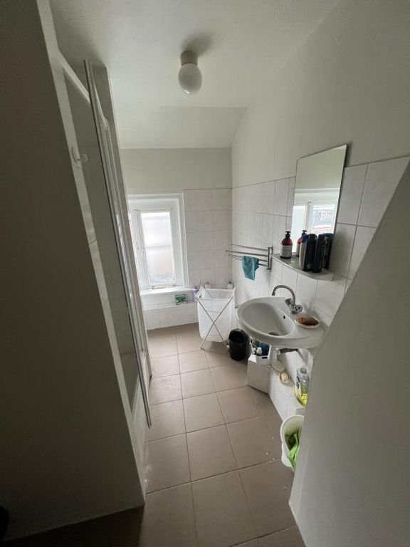 Bright room (A++) with private bathroom in Helpman - Image 19