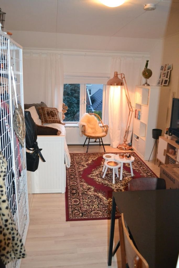 Bright room (A++) with private bathroom in Helpman - Image 3