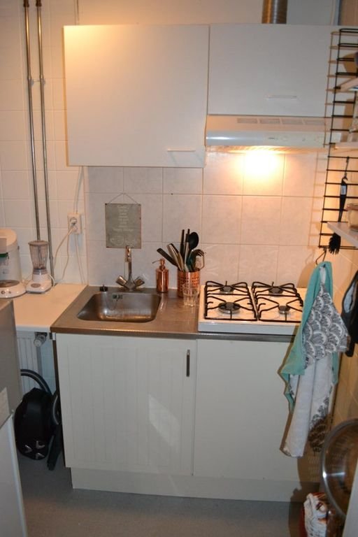 Bright room (A++) with private bathroom in Helpman - Image 9