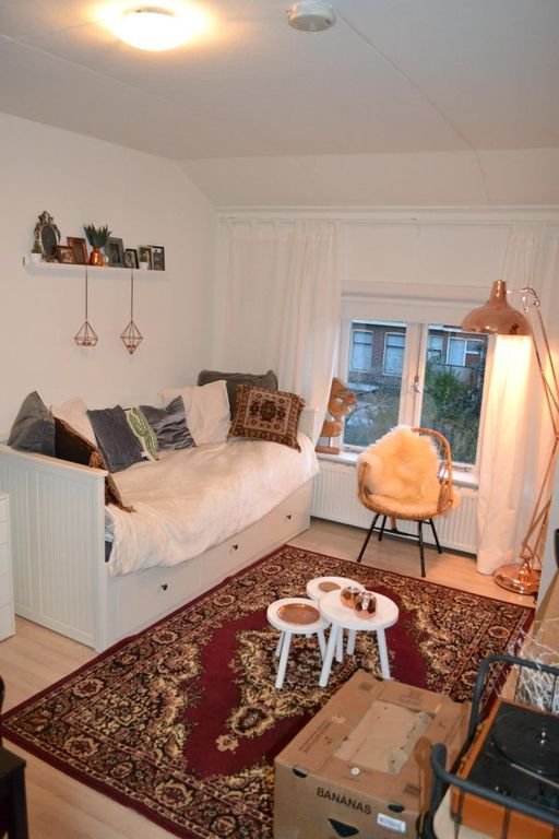 Bright room (A++) with private bathroom in Helpman - Image 4