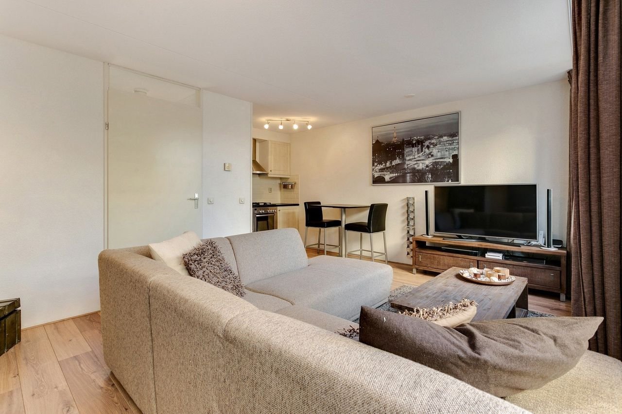 Roosendaal City Centre: Apartment with Large Roof Terrace - Image 7