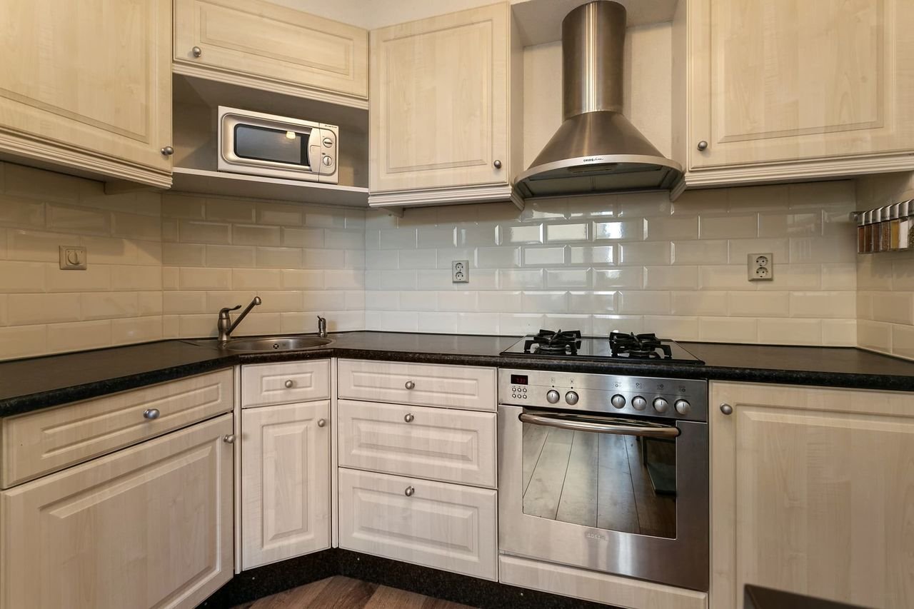 Roosendaal City Centre: Apartment with Large Roof Terrace - Image 9