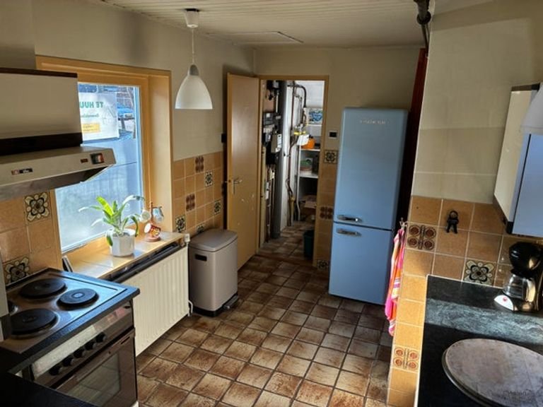 Bright 1930s Corner House in Armhoef - Image 17