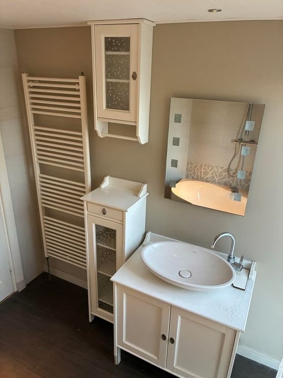 Bright 1930s Corner House in Armhoef - Image 36