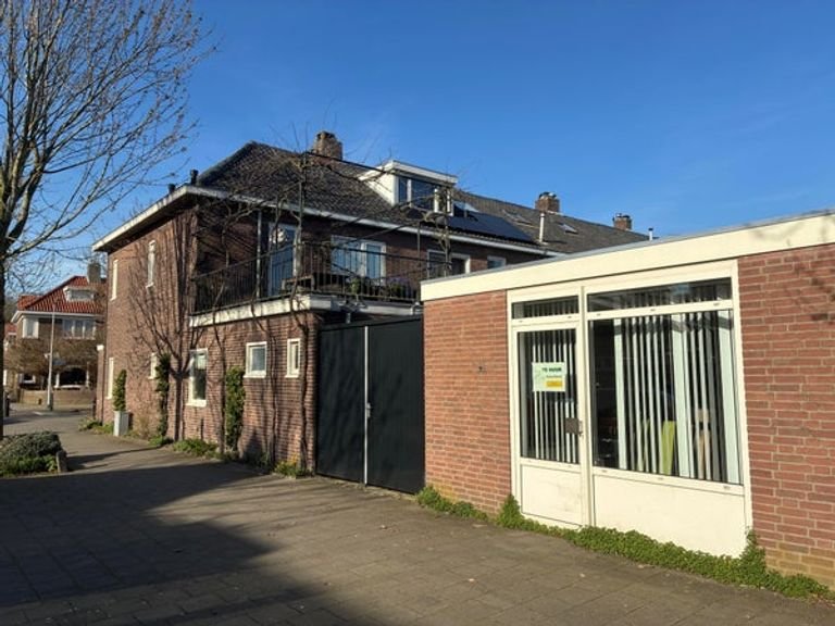 Bright 1930s Corner House in Armhoef - Image 3