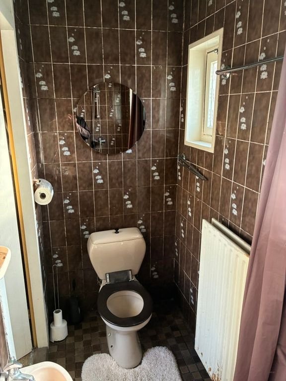 Bright 1930s Corner House in Armhoef - Image 20