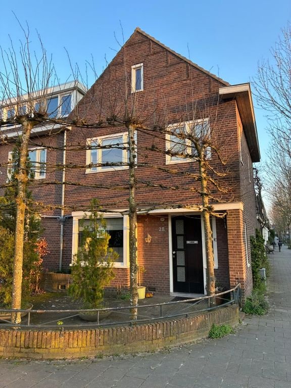 Bright 1930s Corner House in Armhoef - Image 53