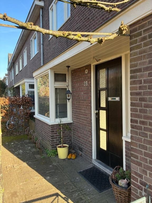 Bright 1930s Corner House in Armhoef - Image 4