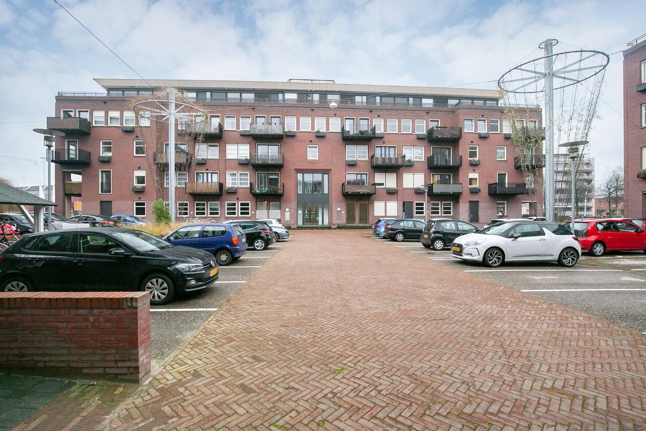 Appartement met eigen parkeerplek in Hanzeland - Afbeelding 19