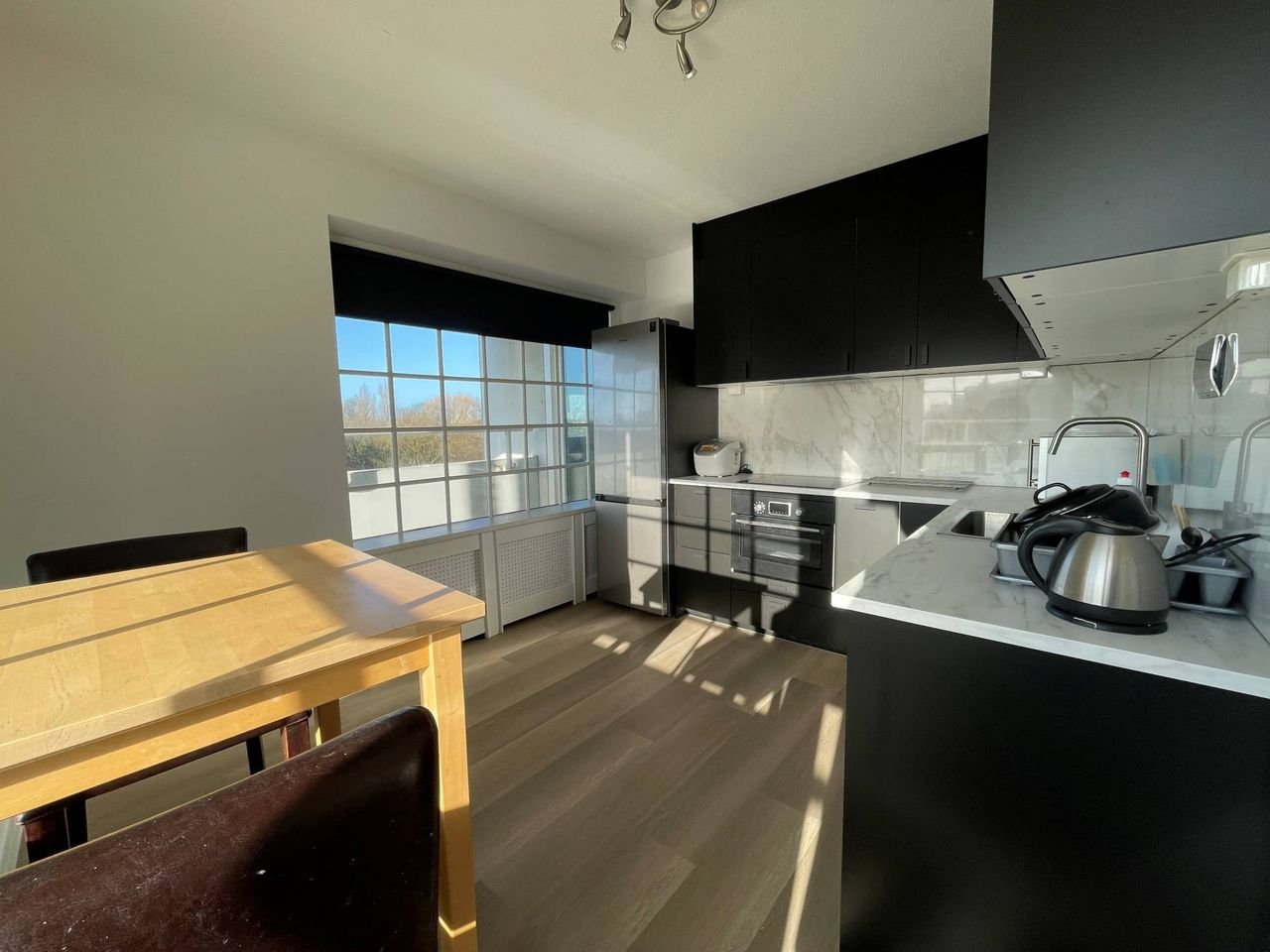 Modern 4-kamerappartement aan de Weena - Afbeelding 5