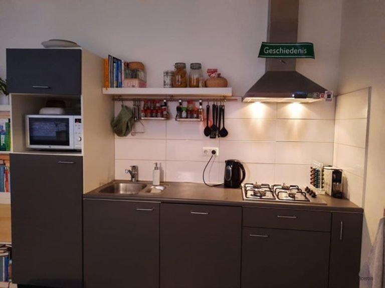 Luxury studio with A-label in the city center - Image 6