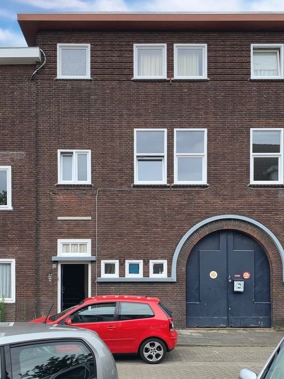 Lovely studio near the station - Image 5