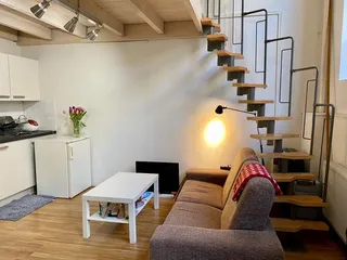Smartly laid-out studio with mezzanine near the Grote Markt