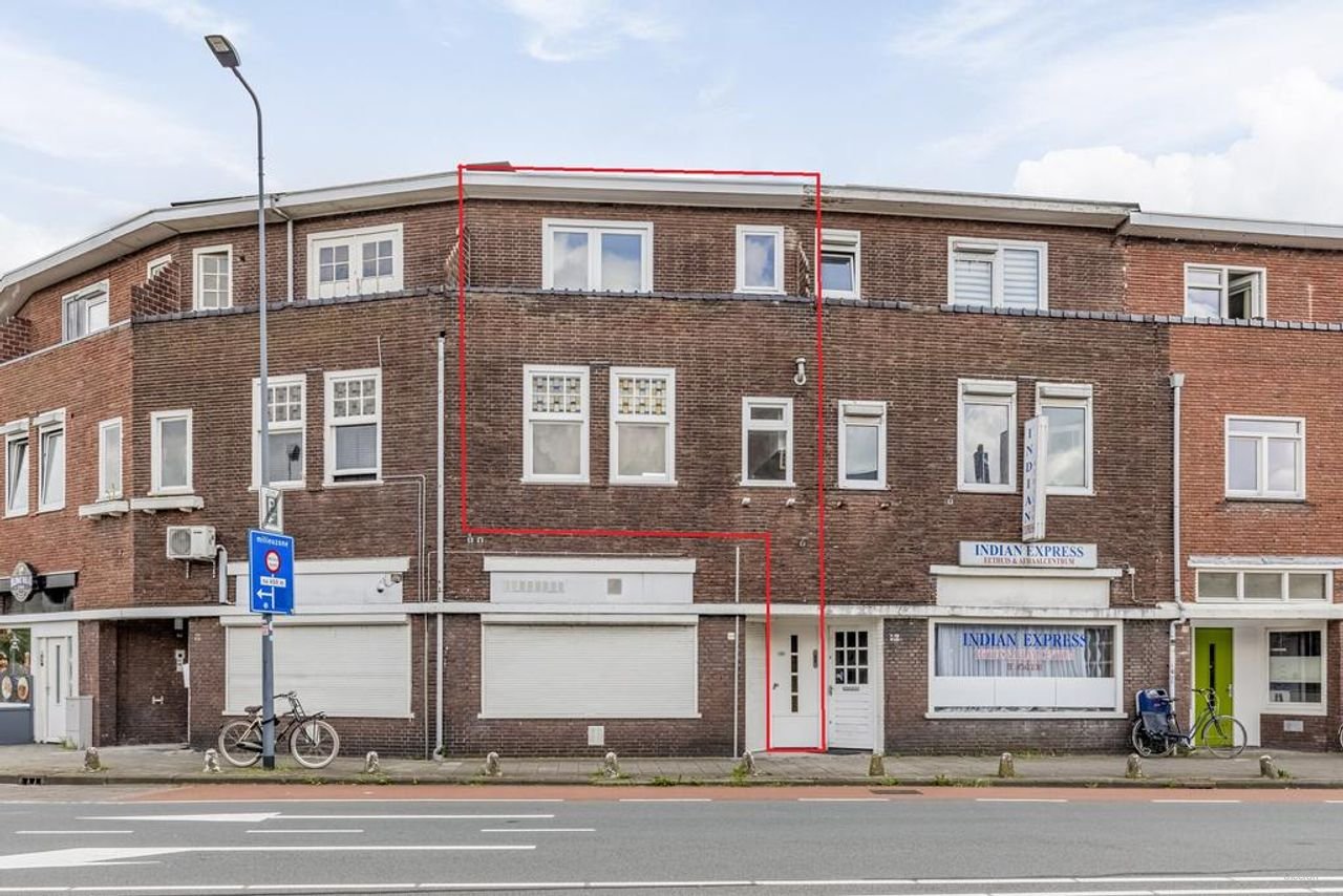 1930s apartment with energy label A near the station - Image 1