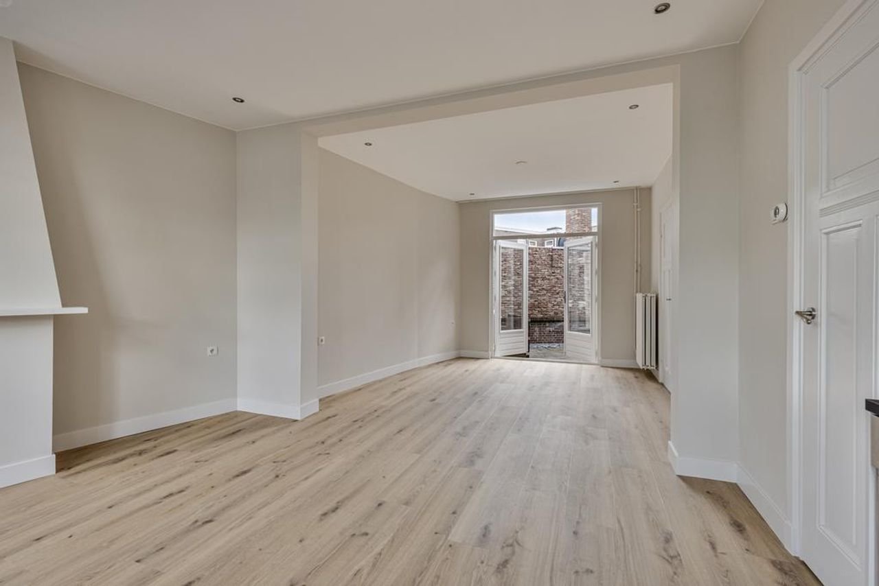 1930s apartment with energy label A near the station - Image 7