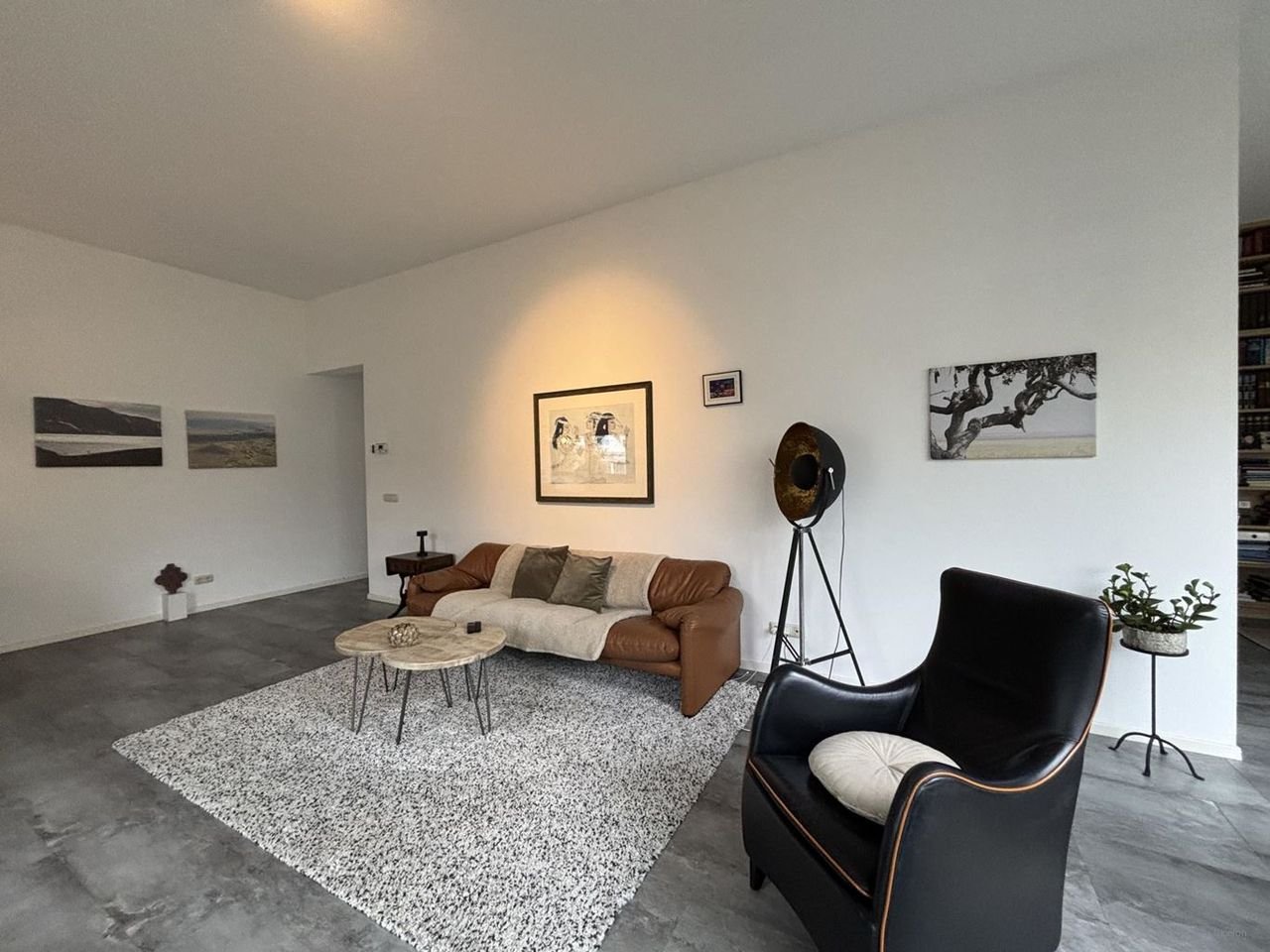 Luxury loft with private elevator and garage in Valkenburg - Image 4